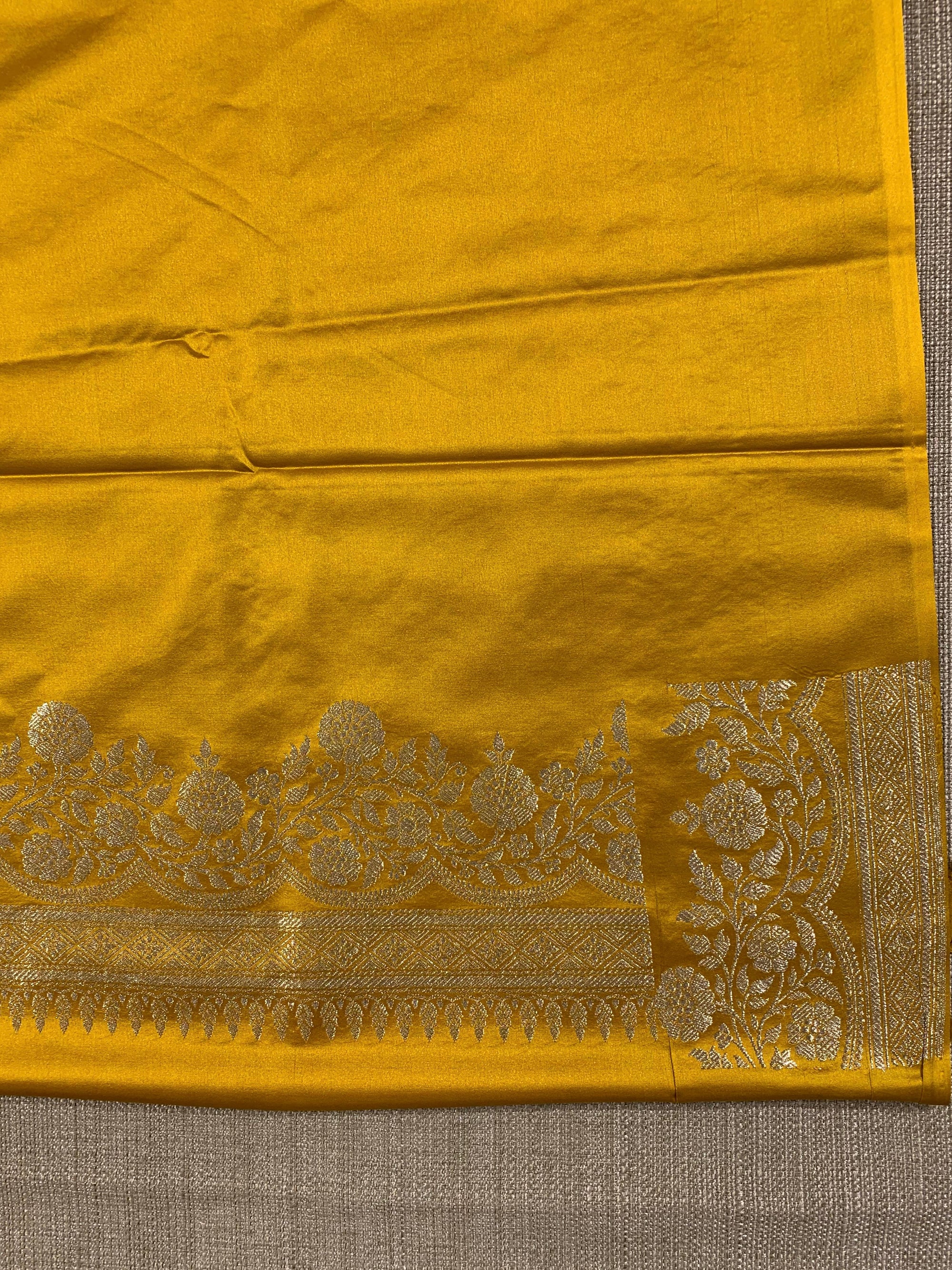 SMSSA228  Peacock Blue Mashru Silk Saree With Scallop Border