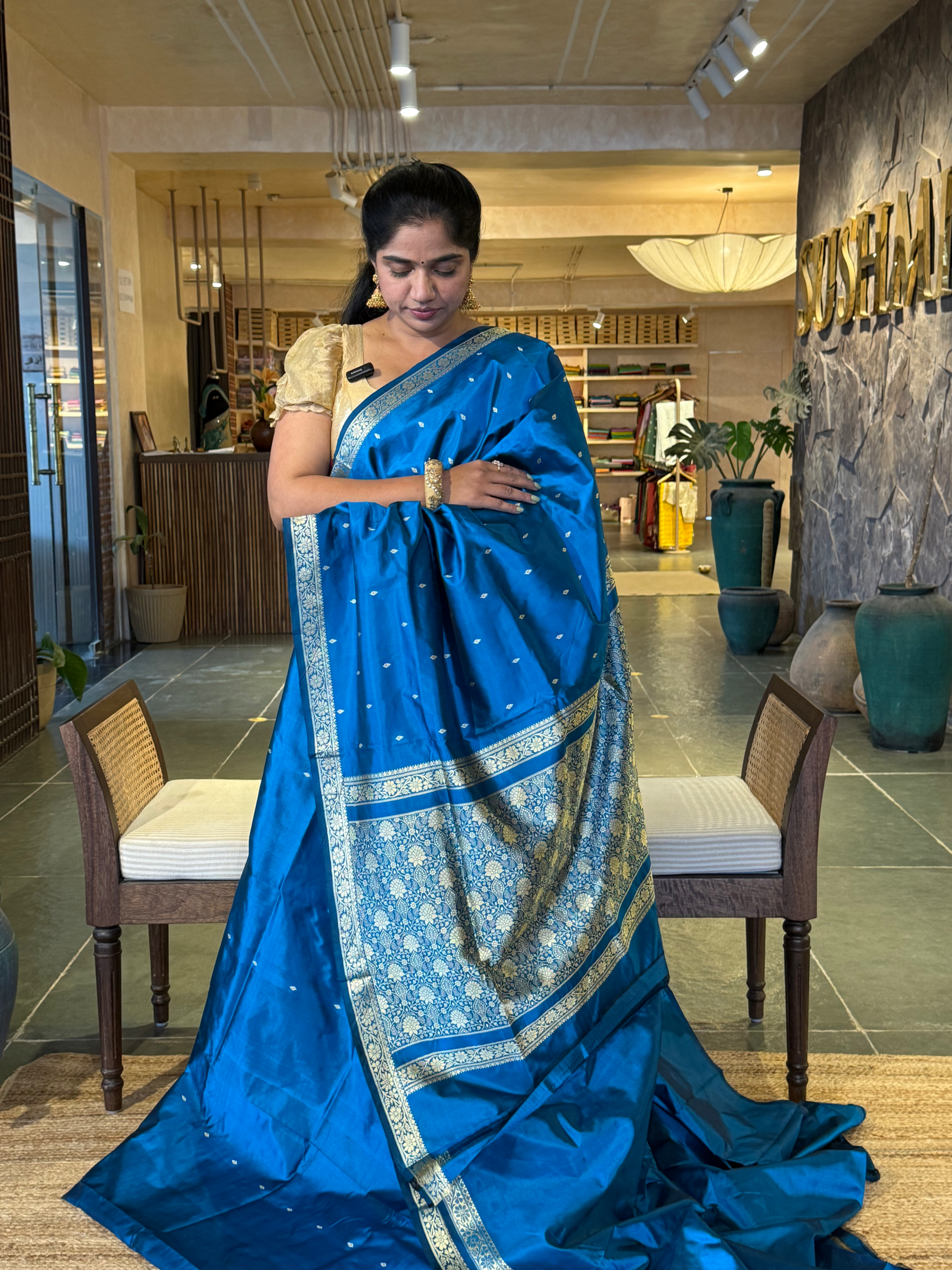 Peacock Blue Banarasi Handloom Katan Silk Saree  With Resham Weaving