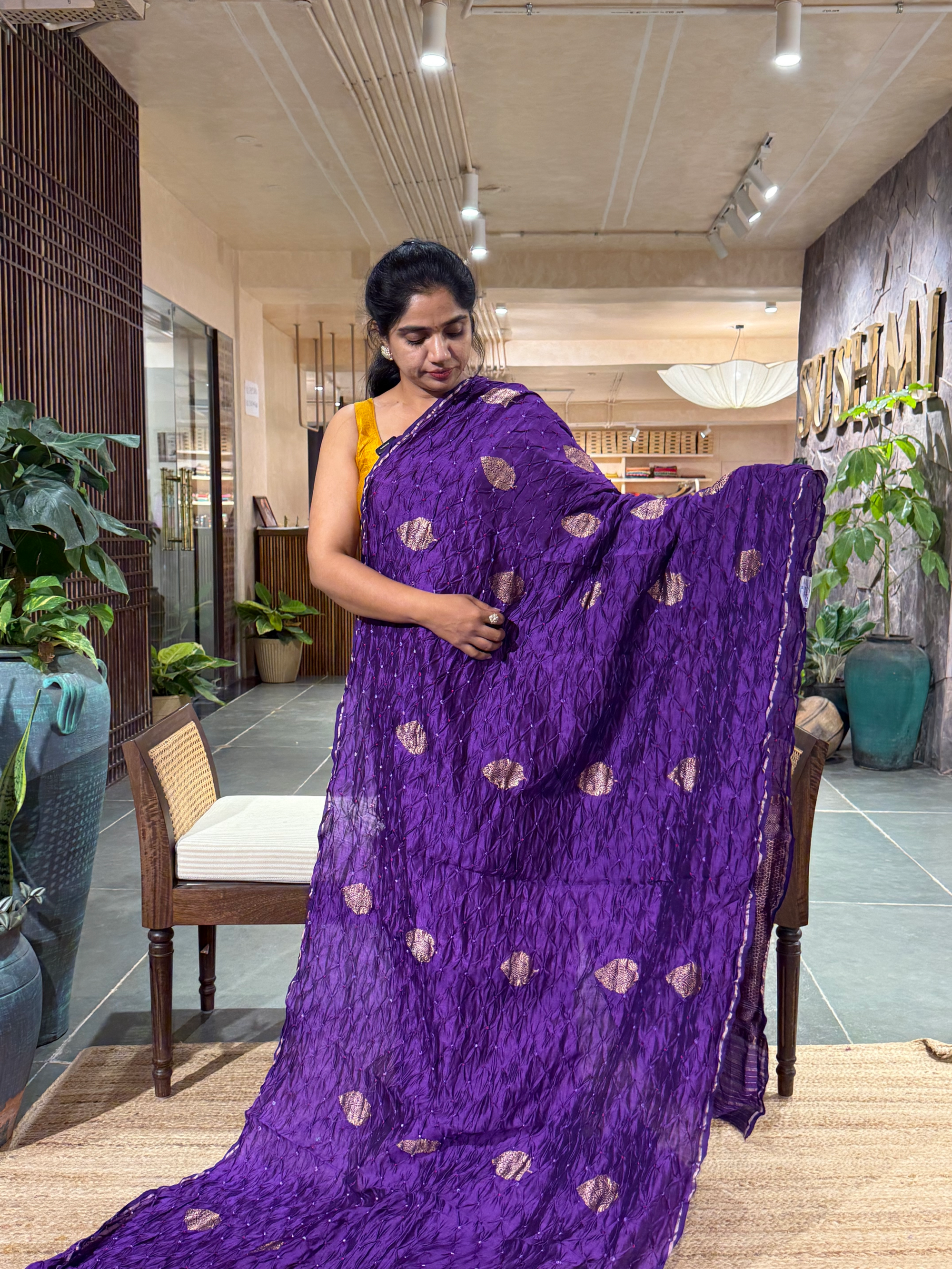 SCBA1106 Pure Handloom Banarasi Chiniya Bandhej Saree with Patola Blouse