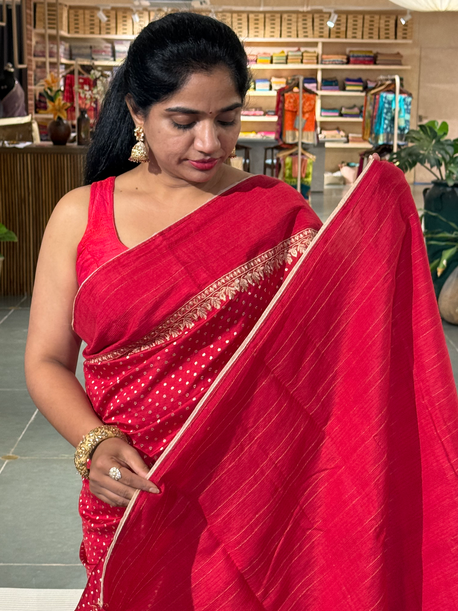 Red Chiniya Silk Saree with Embroidery Border & Applique Creeper Pallu