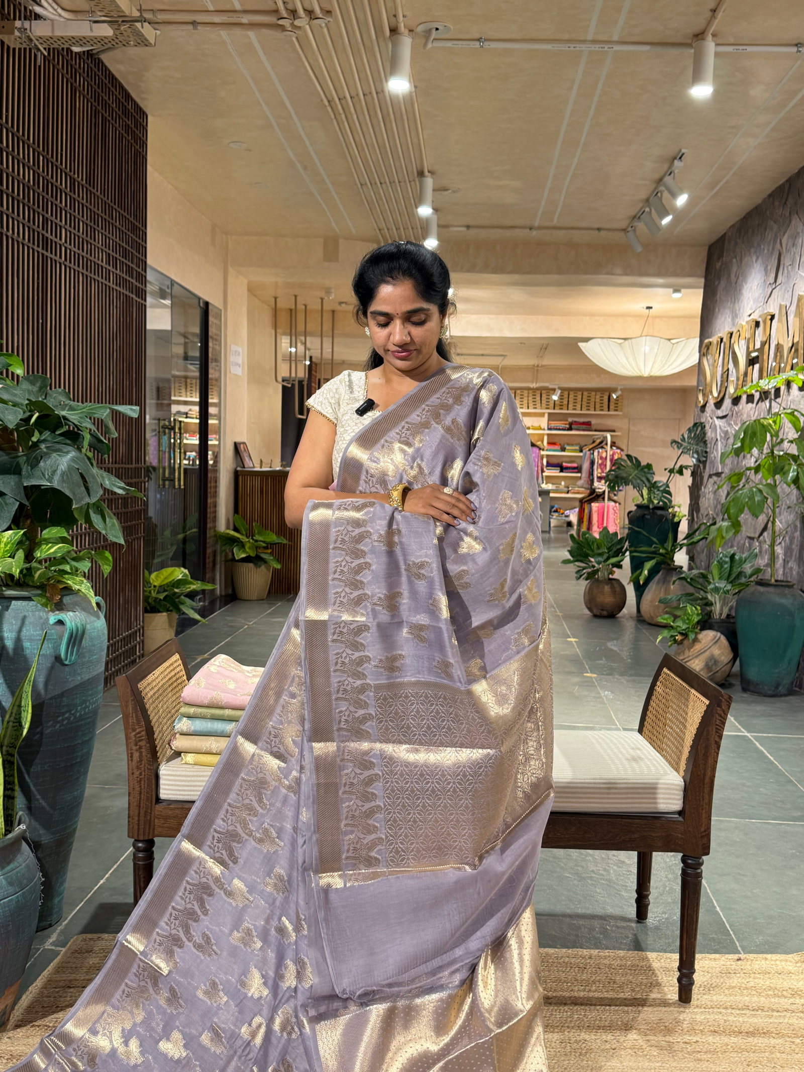 BMSA1403 Dusty Violet  Banaras mul silk Cotton allover love birds weaving  Saree