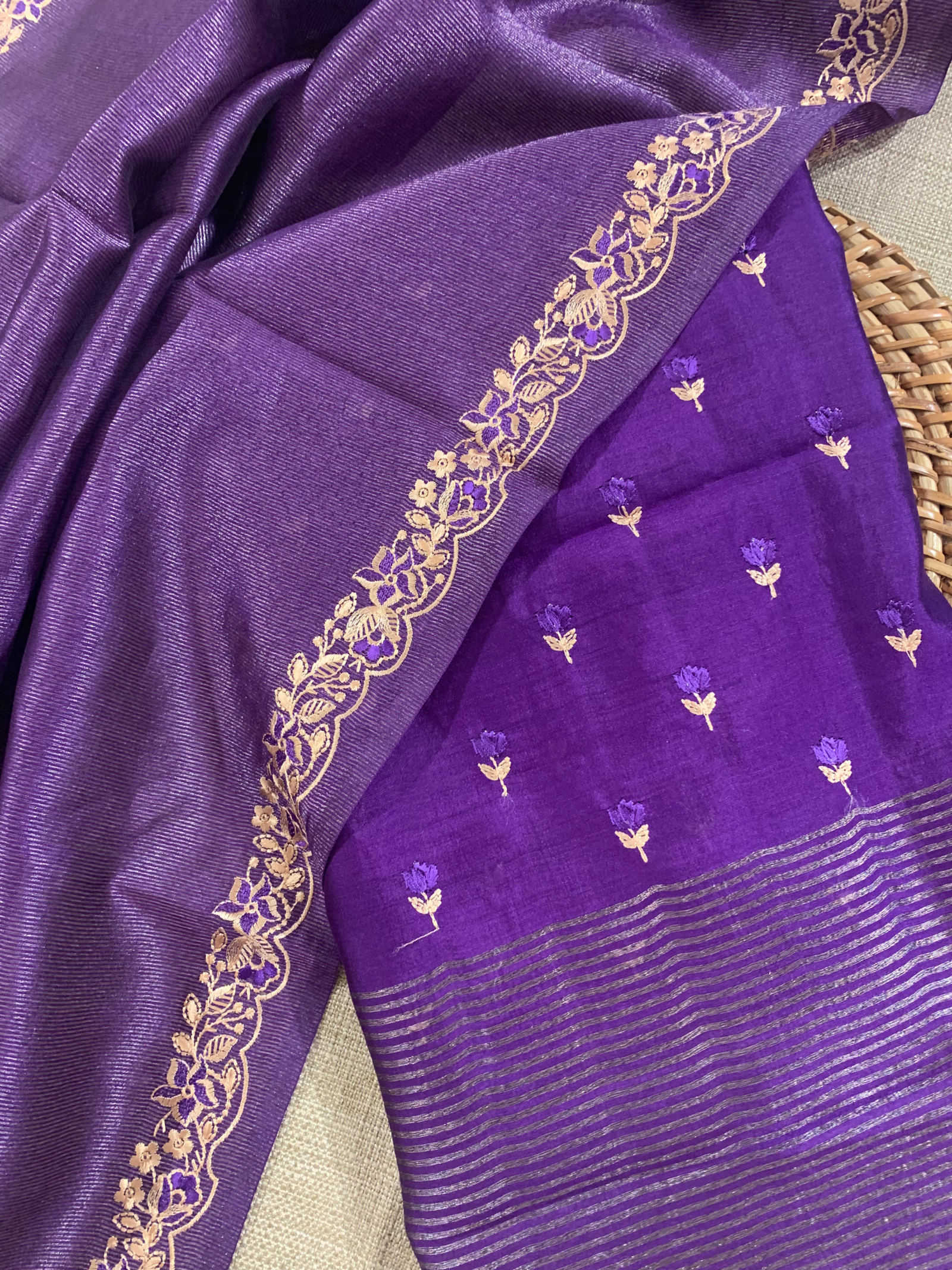 SCSSA605 : 3 Pc  Brinjal Pure Handloom Chiniya Silk Suit Set a