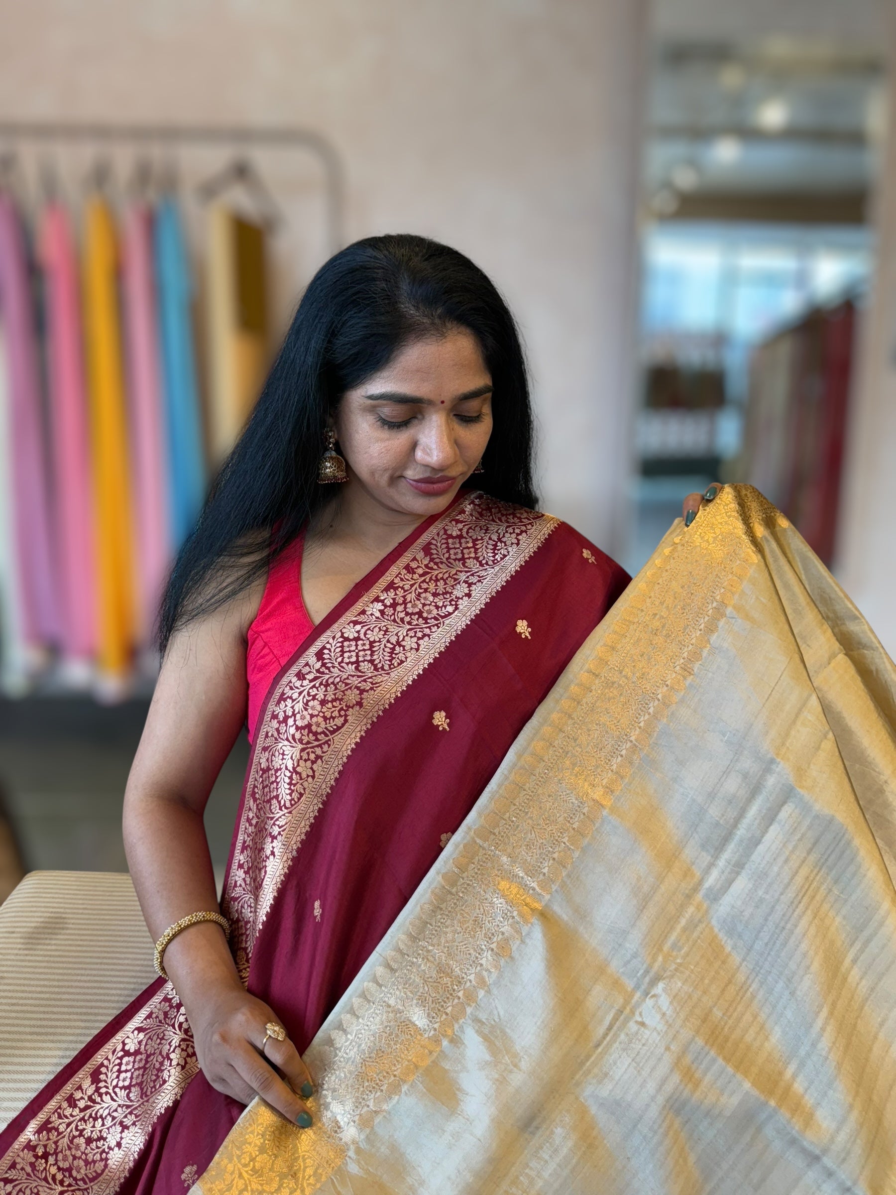 Burgundy Banarasi Raw Mango Silk Saree with Open Borders & Kaduwa Weaving