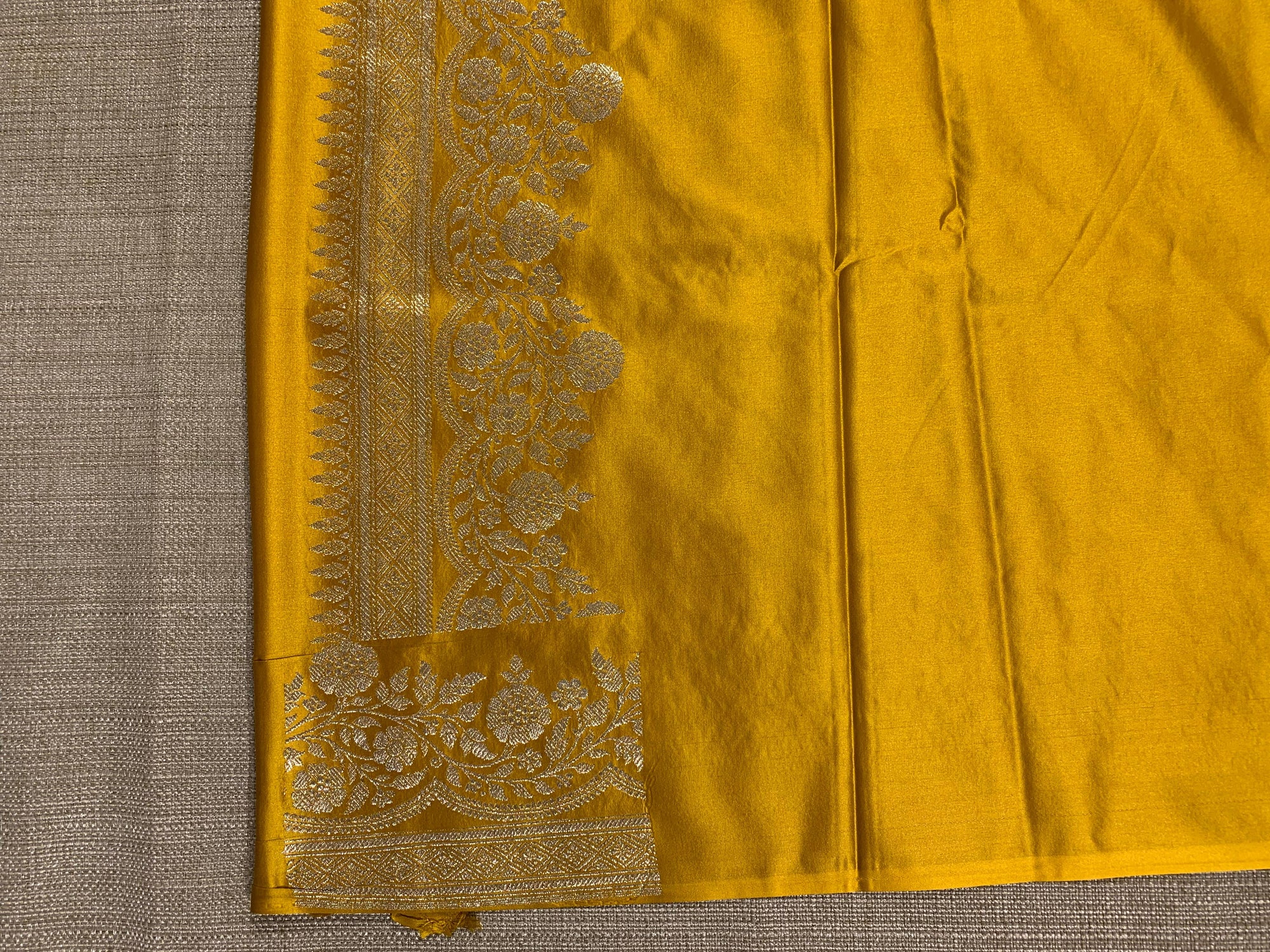 SMSSA213 Yellow Mashru Silk Saree With Scallop Border