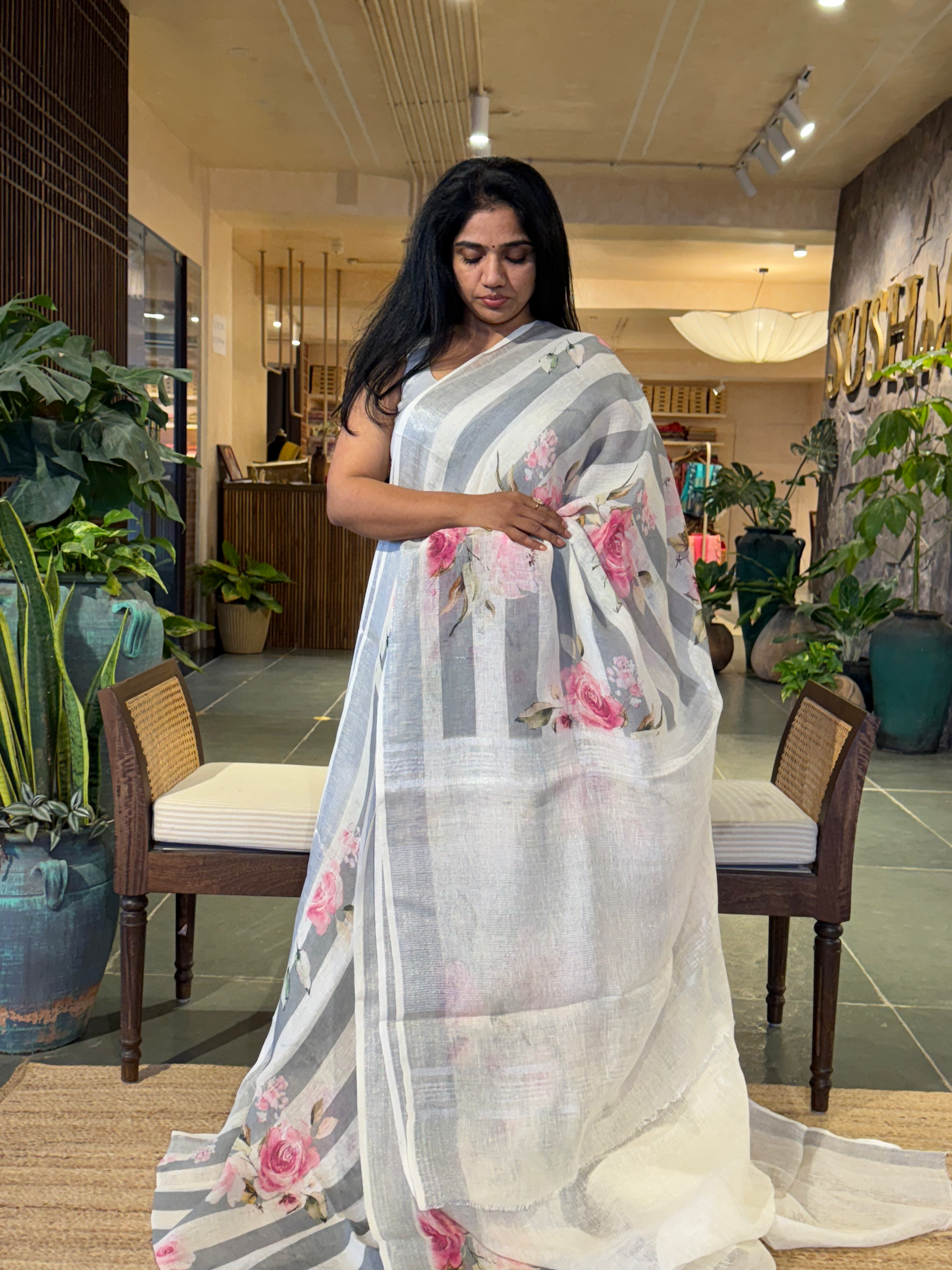 Grey & White Pure Handloom Lenin Striped Saree With Statement Floral Print