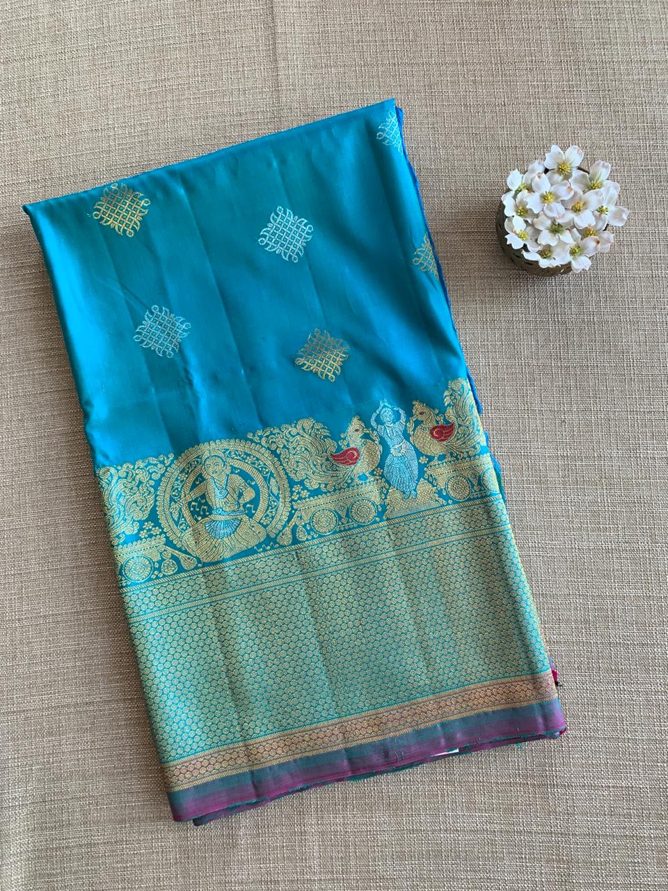 Copper sulphate Blue Pure Handloom Gadwal Saree Turning Borders