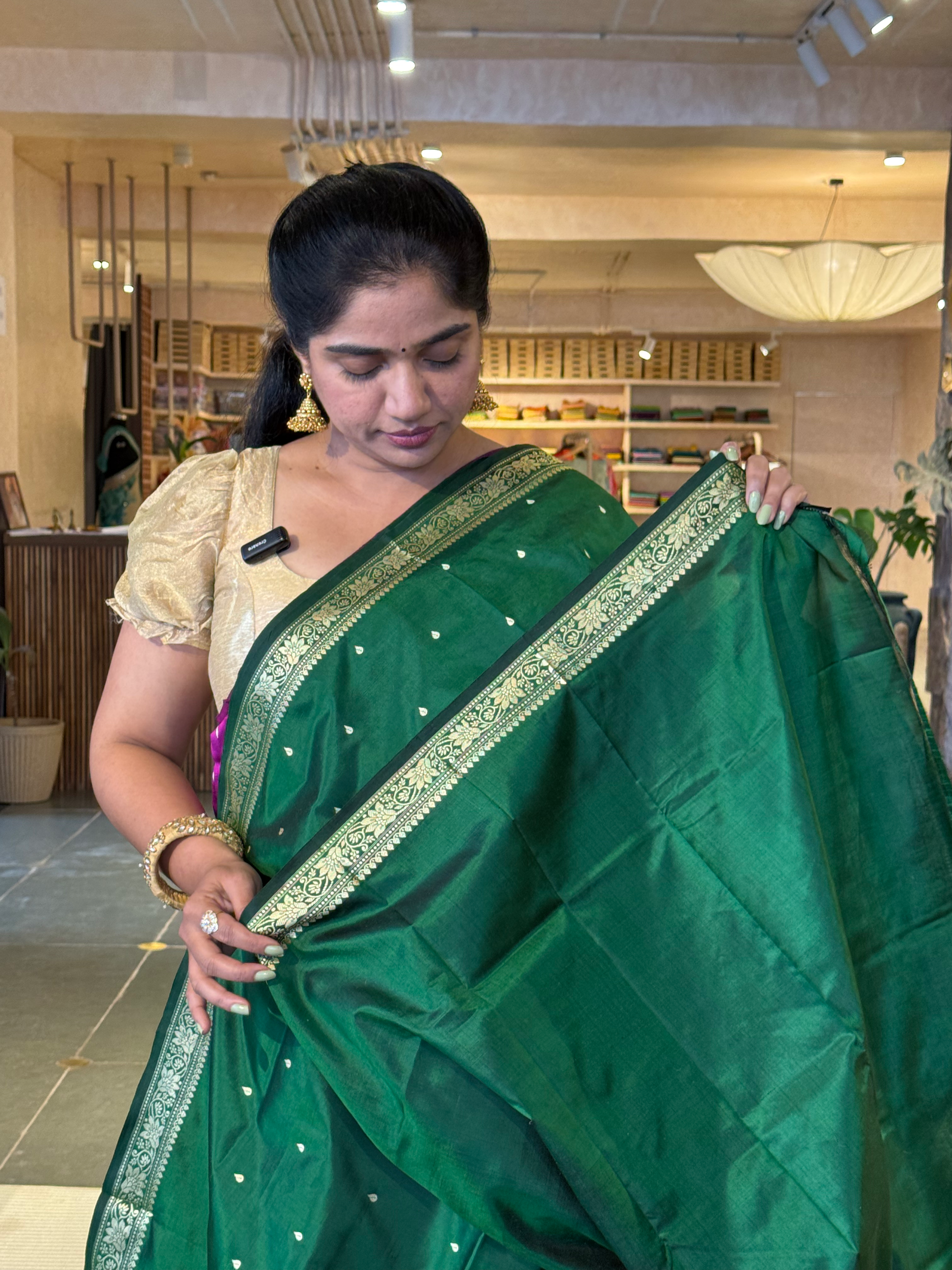 Bottle Green Banarasi Handloom Katan Silk Saree  With Resham Weaving