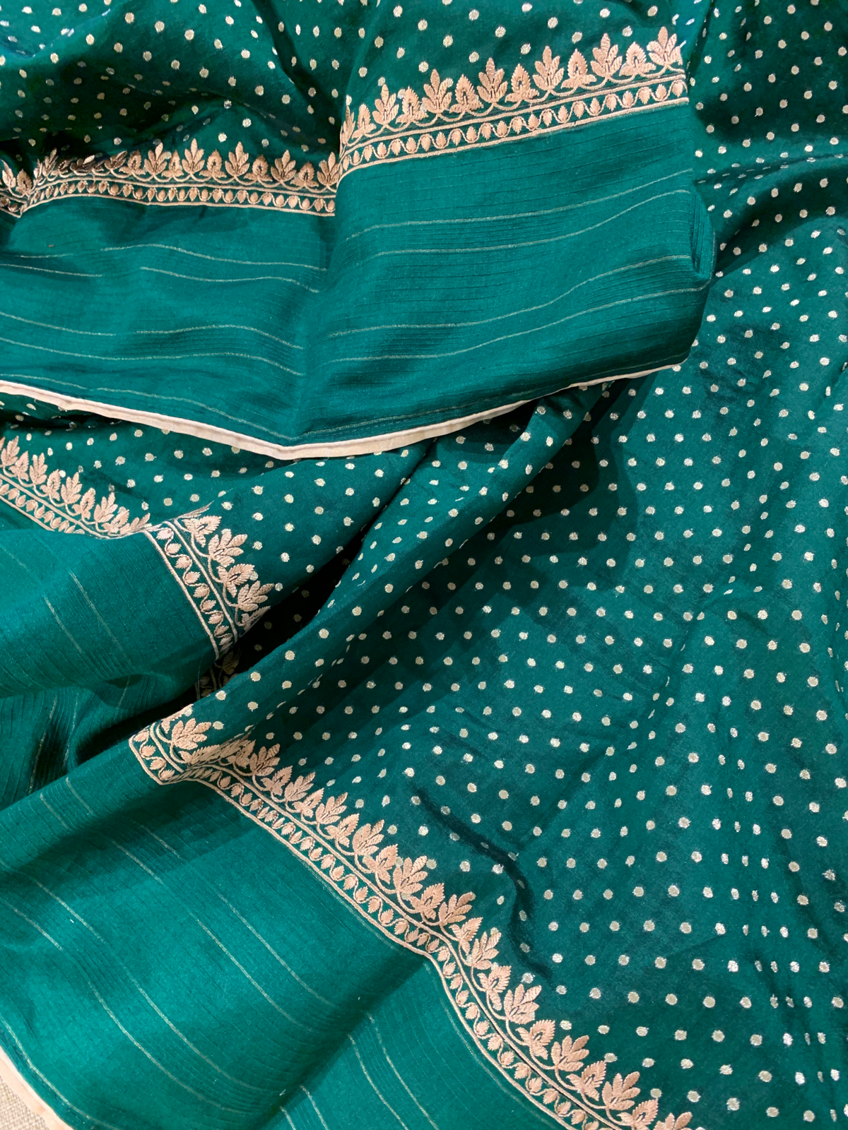 Bottle Green Chiniya Silk Saree with Embroidery Border & Applique Creeper Pallu