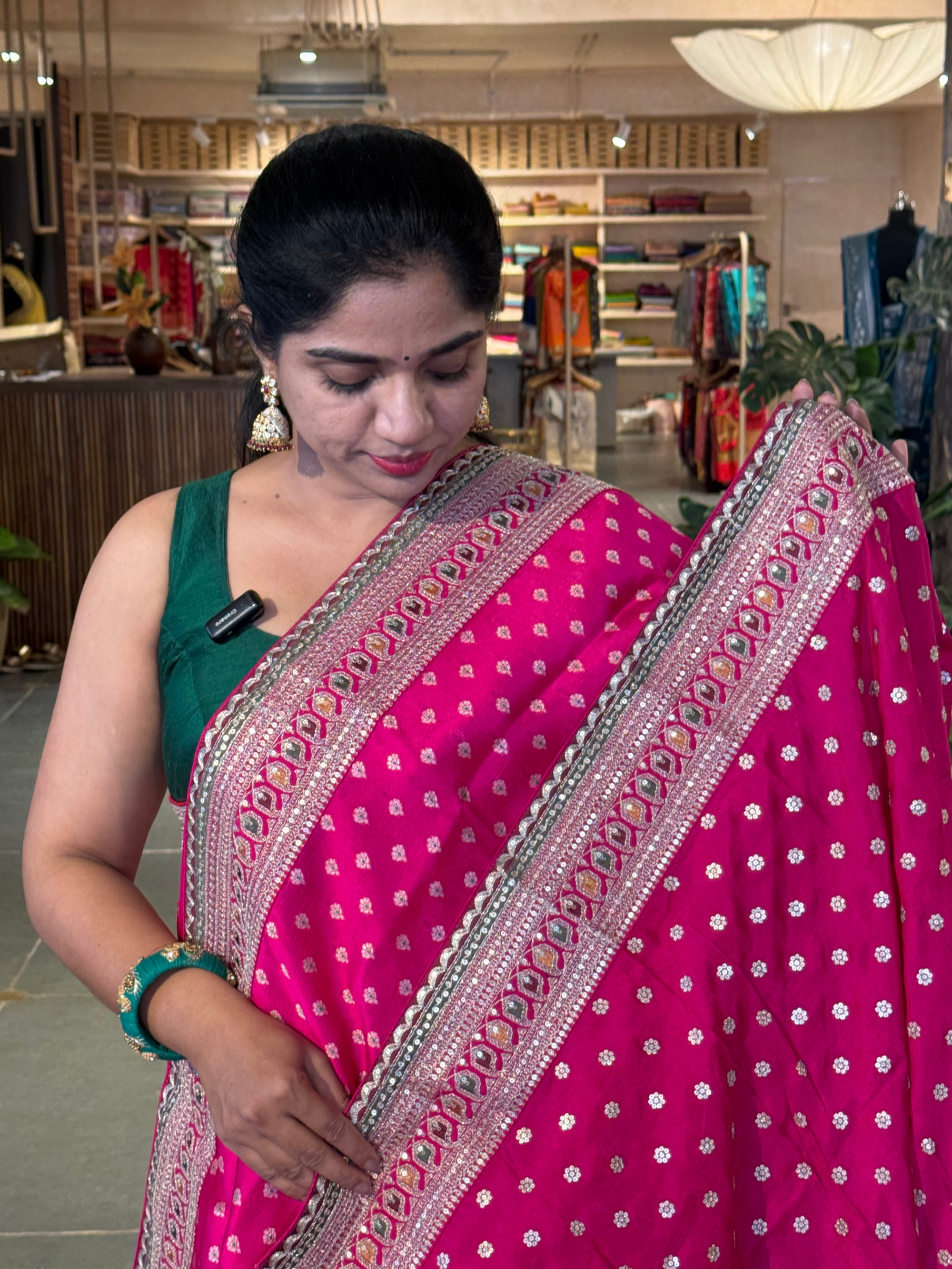 Fushcia Pink Pure Handloom Banarasi Silk Saree With Sabhyasachi Borders & Blouse