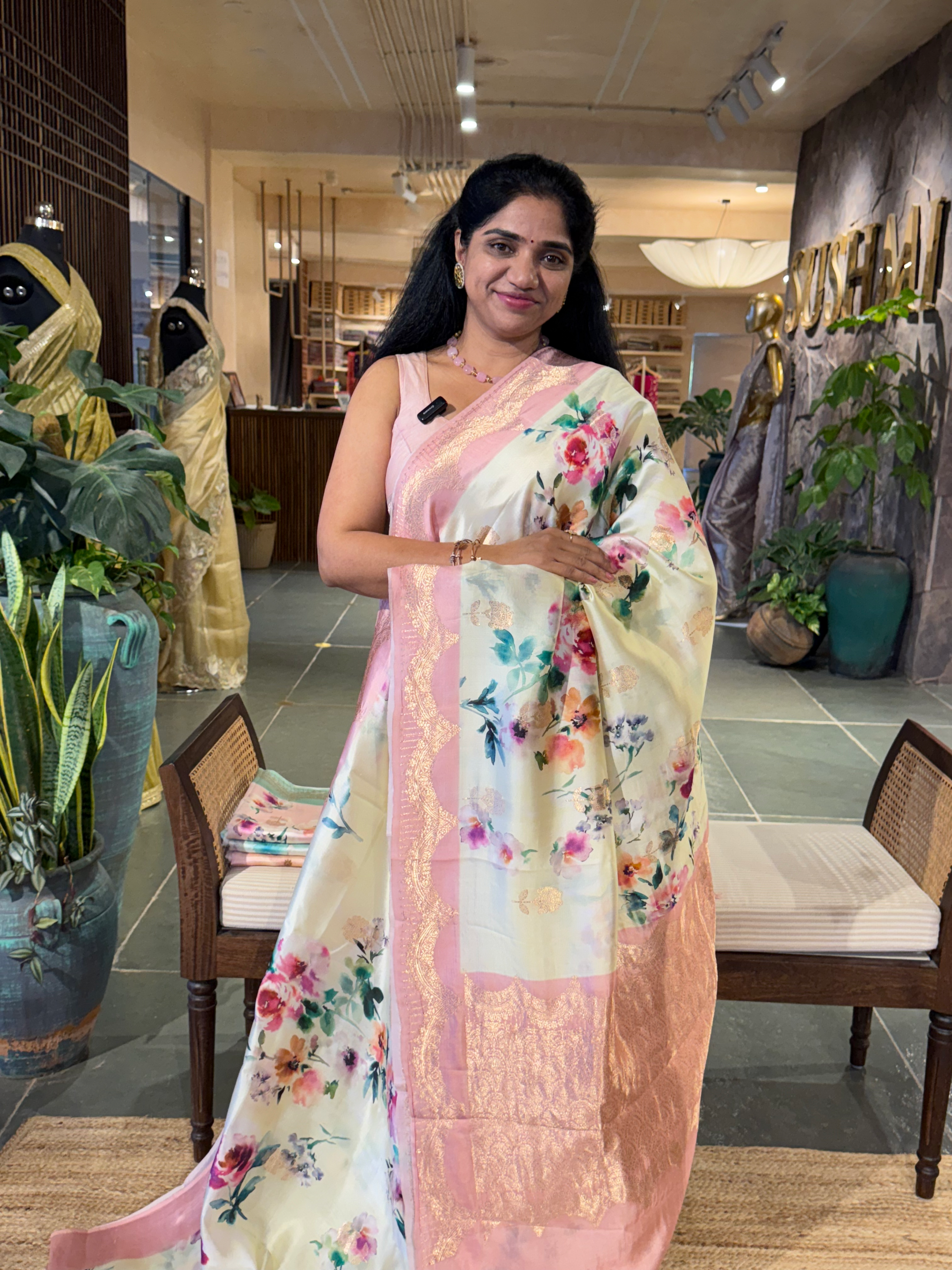 Banarasi Soft Silk Printed Saree With Scalloped Woven Zari Border